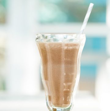 Chocolate Coconut Water Smoothie