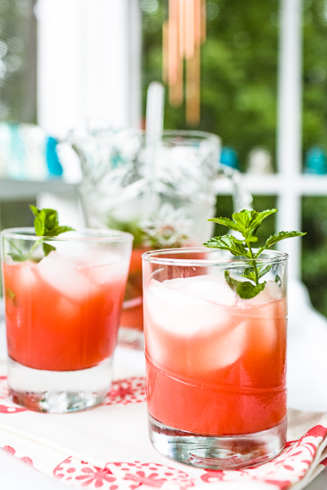 Campari Cocktail with Ruby Grapefruit Juice