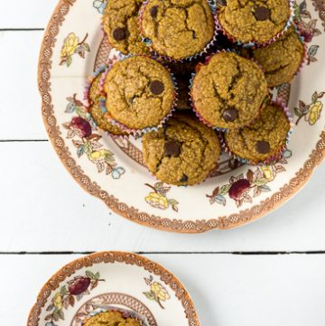 Healthy Pumpkin Muffins with Oats and Chocolate Chips