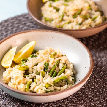 Bowl of asparagus risotto.